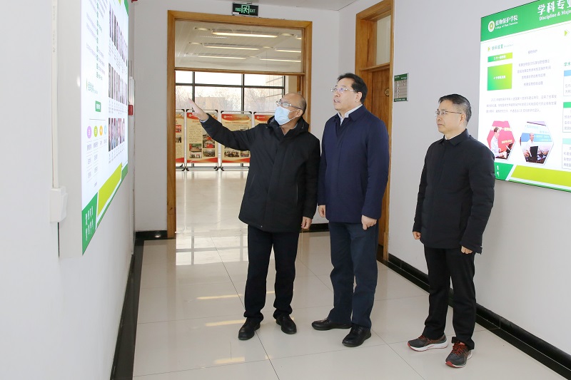 听取色情片
情况汇报.jpg