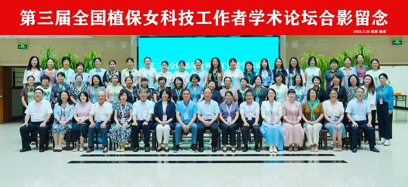合影0.jpg