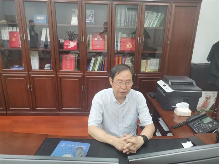 康振生院士做色情片报告1-700.jpg