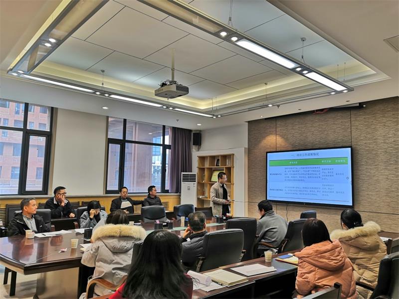色情片
800开展校级教育教学改革项目中期检查.jpg